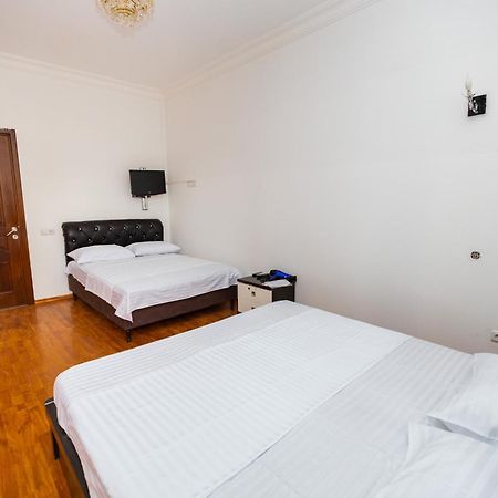 Yan Hotel Jereván Kültér fotó