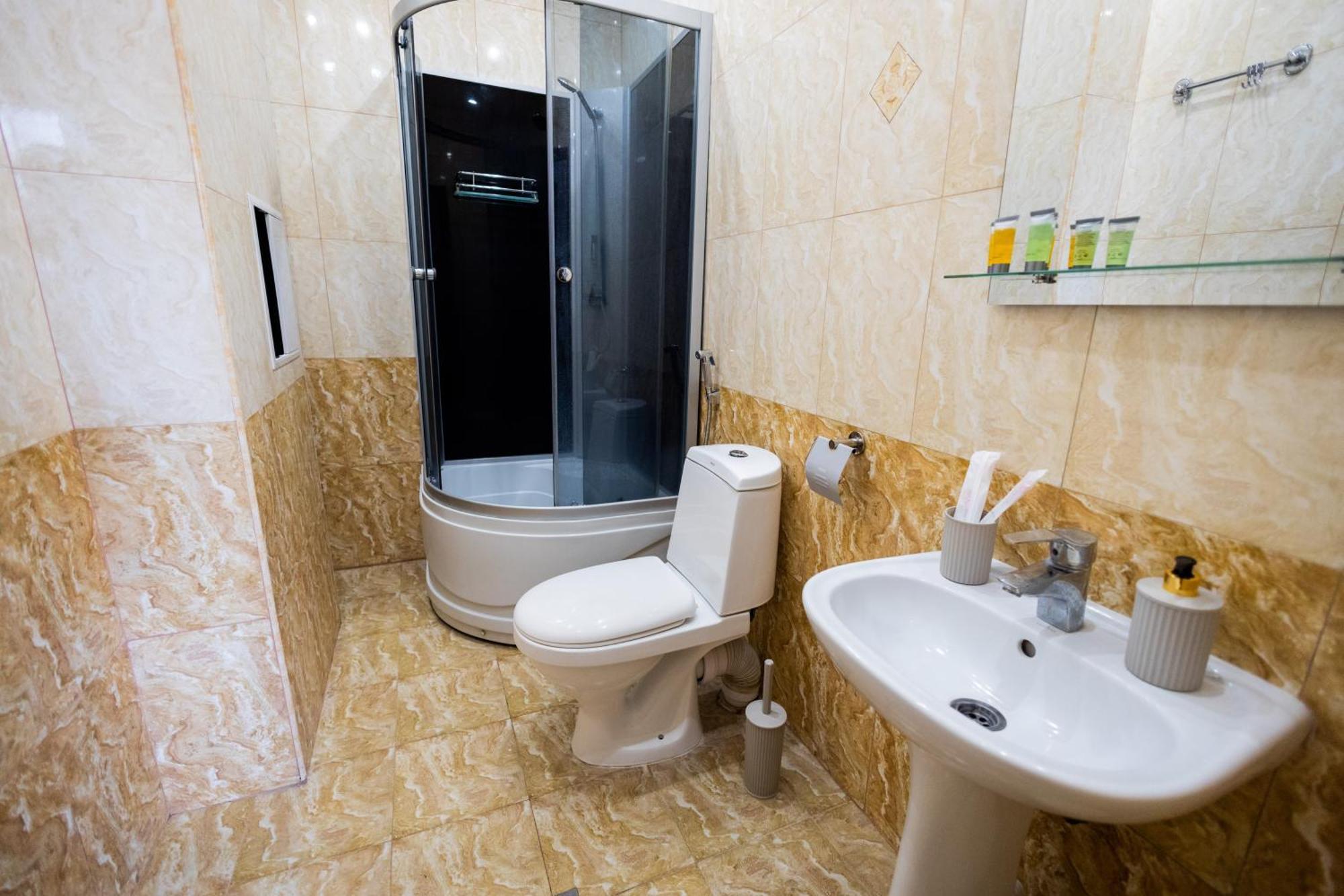 Yan Hotel Jereván Kültér fotó